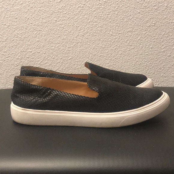 Closed-toed fashion loafers - Picture 2 of 4